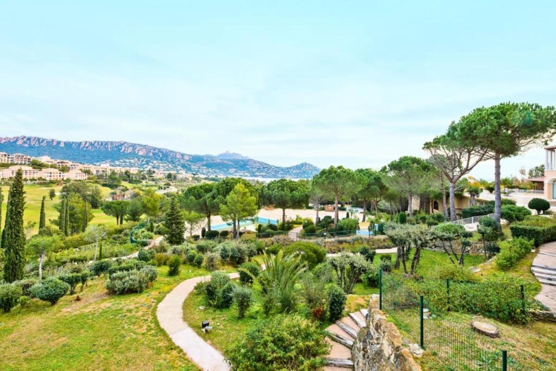 Residence Le Hameau De Cap Esterel - Maeva Home - Appartement 2 Pieces 5 Personnes - Selection Mae-1109 Saint-Raphaël Zewnętrze zdjęcie